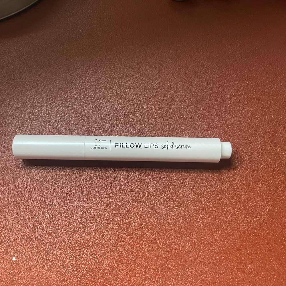 IT Cosmetics White Pillow Lips Serum NO BOX - Humble
